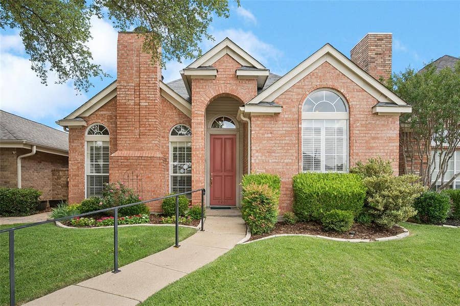 Property photo for 4267 Timberglen Road, Dallas, TX