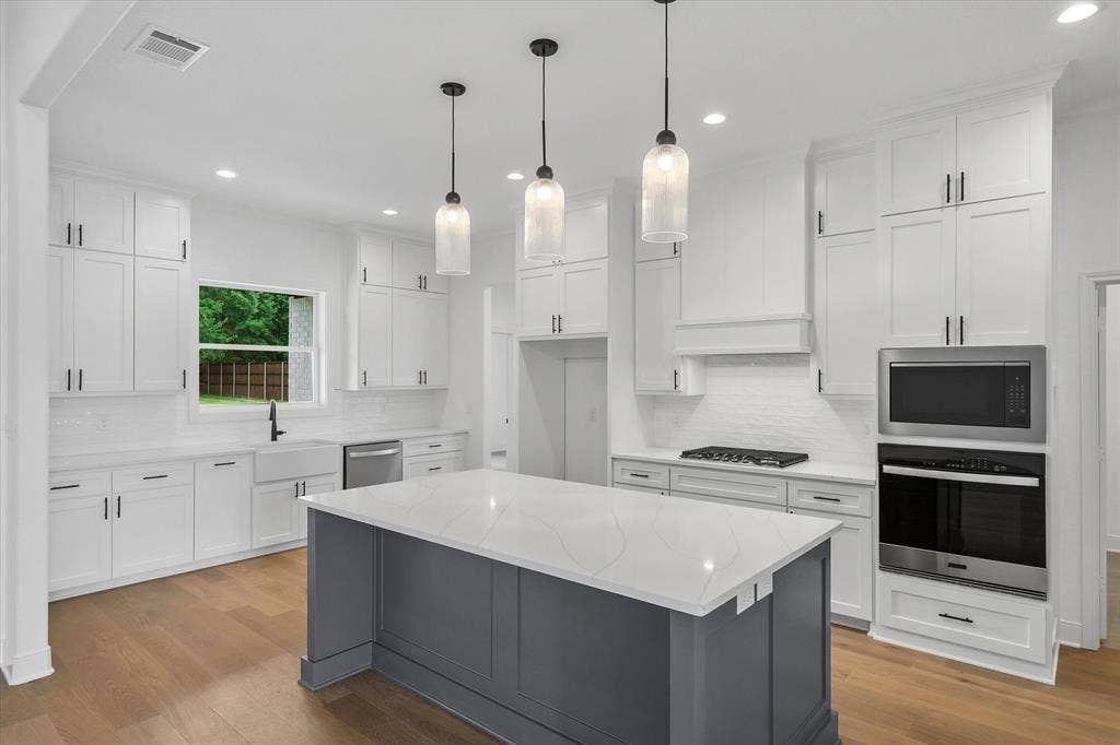 16525 Hailey Court, Tyler, TX 75703 16525 Hailey Court, Tyler, TX 75703
