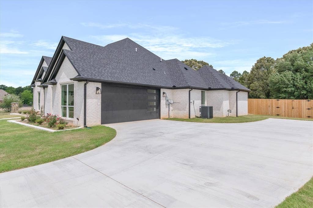 16525 Hailey Court, Tyler, TX 75703 16525 Hailey Court, Tyler, TX 75703