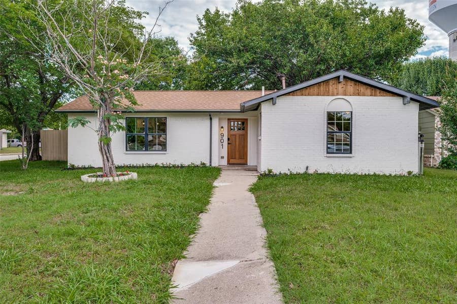 Property photo for 901 Meadow Mead Drive, Allen, TX