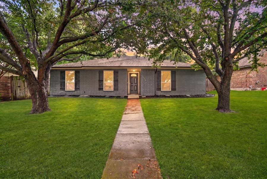 Property photo for 4539 Preston Trail Drive, Mesquite, TX
