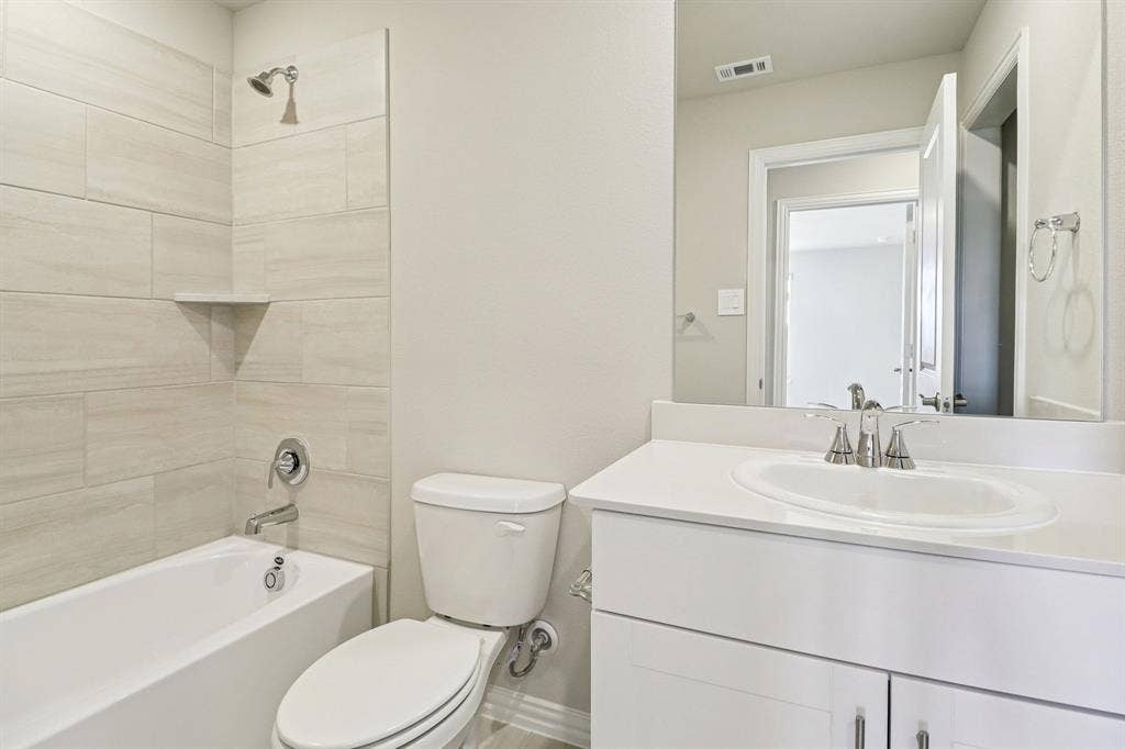 Photo is not of the actual home, but is an inspirational photo of builder’s model home and may depict options, furnishings, and/or decorator features that are not included.