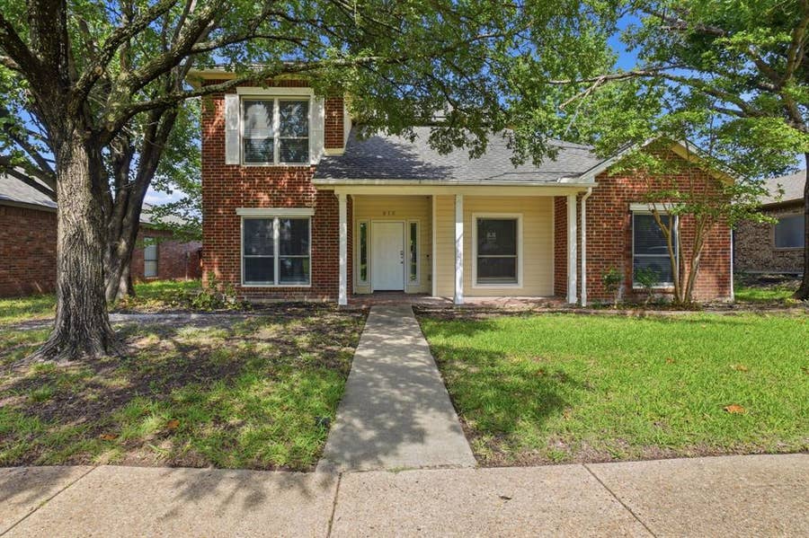 Property photo for 512 Buttercup Trail, Mesquite, TX