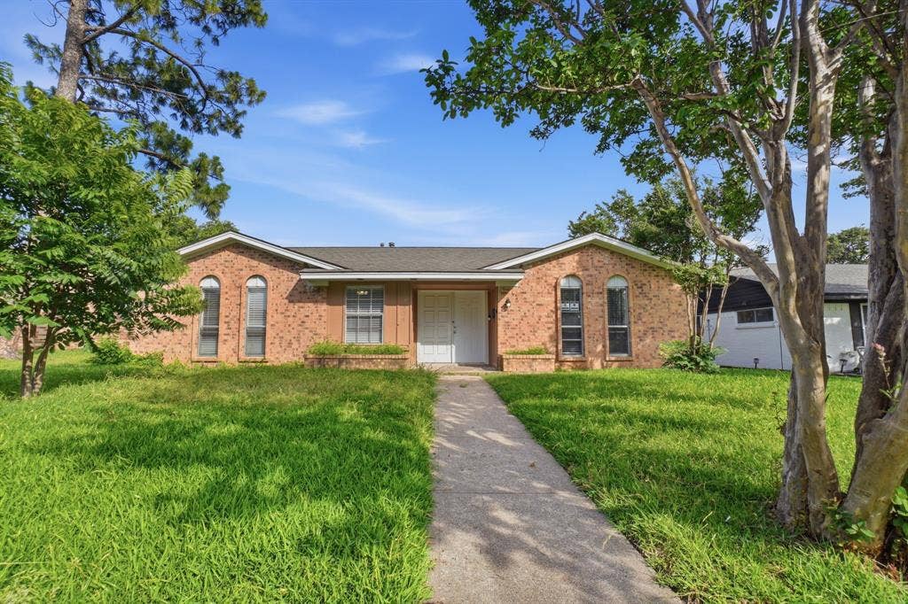 2324 Lovell Drive, Mesquite, TX 75150 2324 Lovell Drive, Mesquite, TX 75150