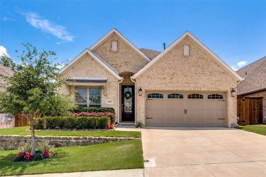 Property photo for 10517 Oates Branch Lane, Fort Worth, TX