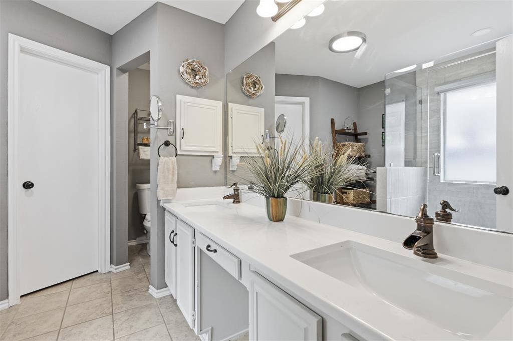 3209 Kingsbury Drive, McKinney, TX 75069 3209 Kingsbury Drive, McKinney, TX 75069