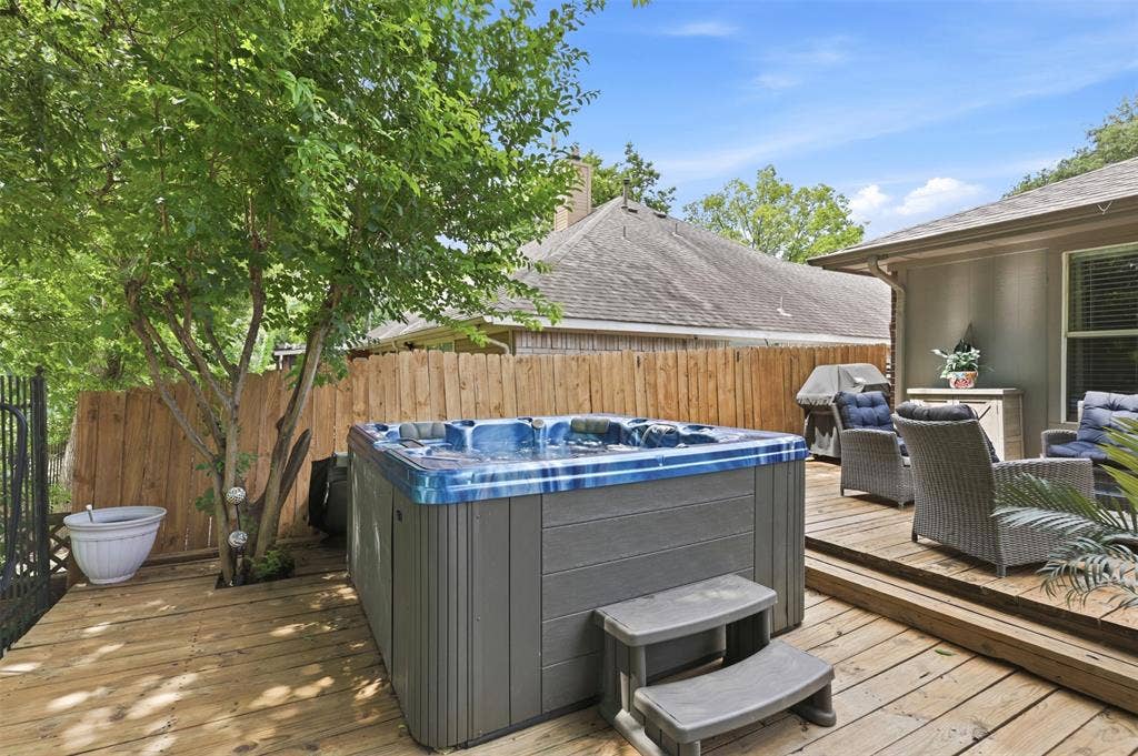3209 Kingsbury Drive, McKinney, TX 75069 3209 Kingsbury Drive, McKinney, TX 75069
