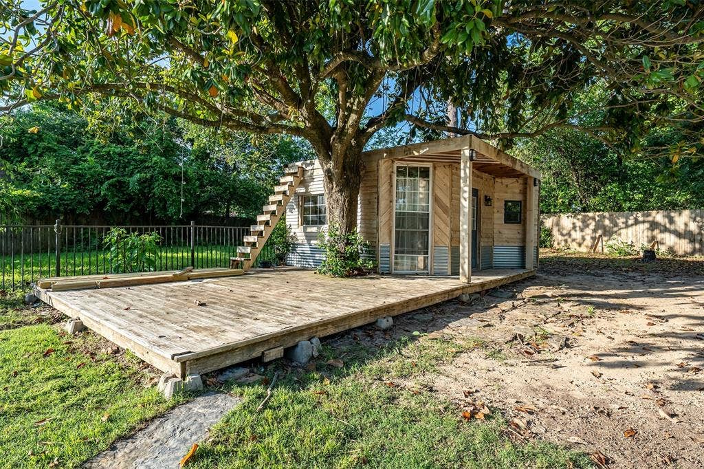 3020 Meadowlark, Tyler, TX 75701 3020 Meadowlark, Tyler, TX 75701