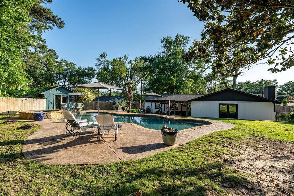 3020 Meadowlark, Tyler, TX 75701 3020 Meadowlark, Tyler, TX 75701