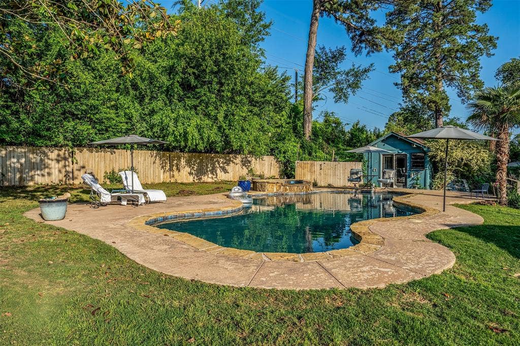 3020 Meadowlark, Tyler, TX 75701 3020 Meadowlark, Tyler, TX 75701