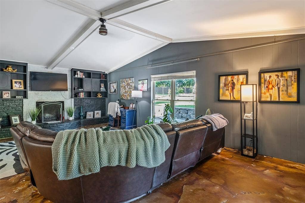 3020 Meadowlark, Tyler, TX 75701 3020 Meadowlark, Tyler, TX 75701