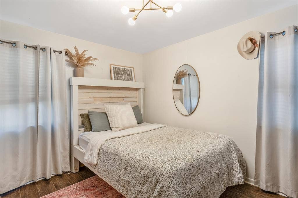 3020 Meadowlark, Tyler, TX 75701 3020 Meadowlark, Tyler, TX 75701