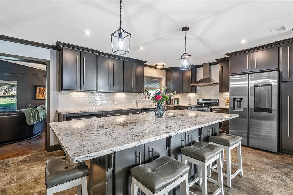 3020 Meadowlark, Tyler, TX 75701 3020 Meadowlark, Tyler, TX 75701