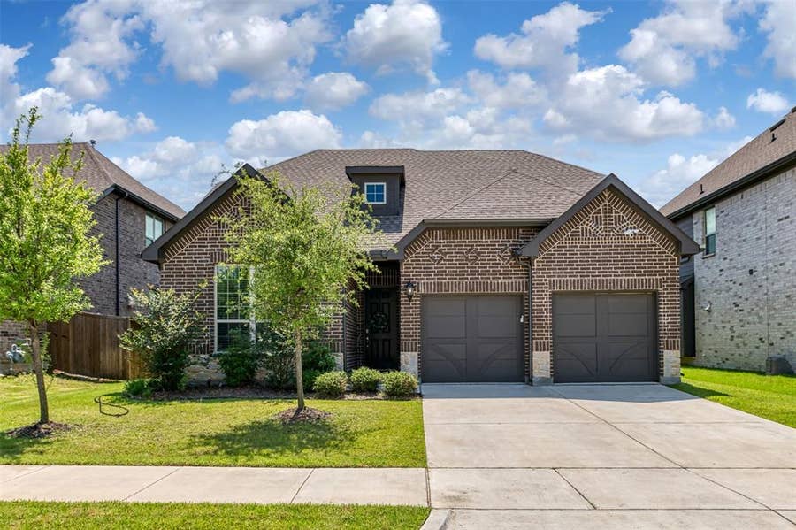 Property photo for 1804 Gristmill Drive, Mansfield, TX