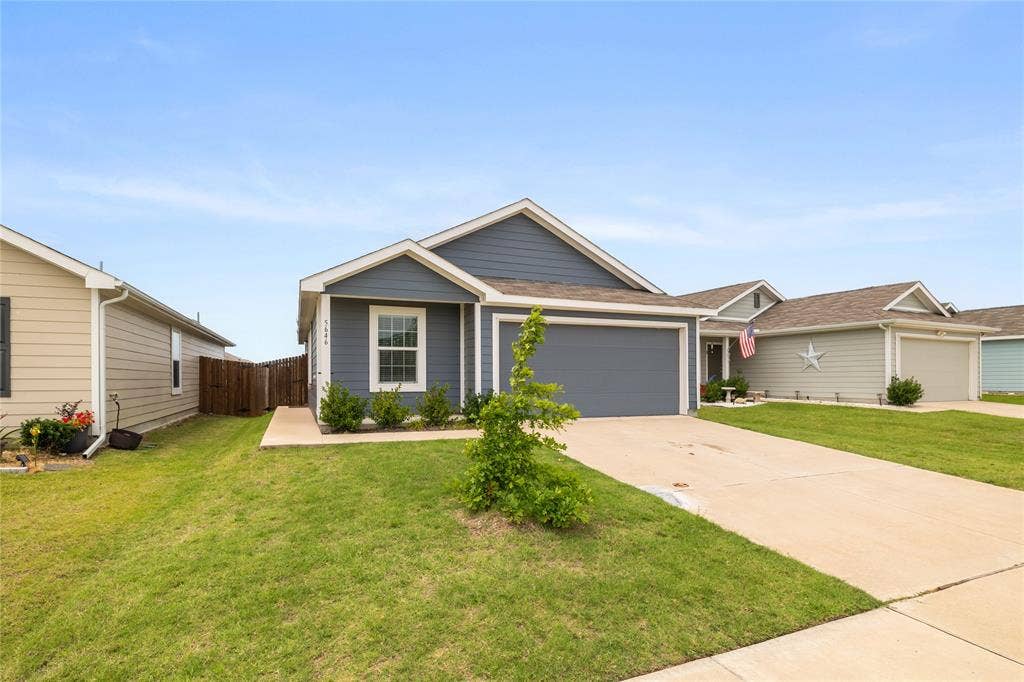 5646 Bristle Leaf Drive, Princeton, TX 75407
