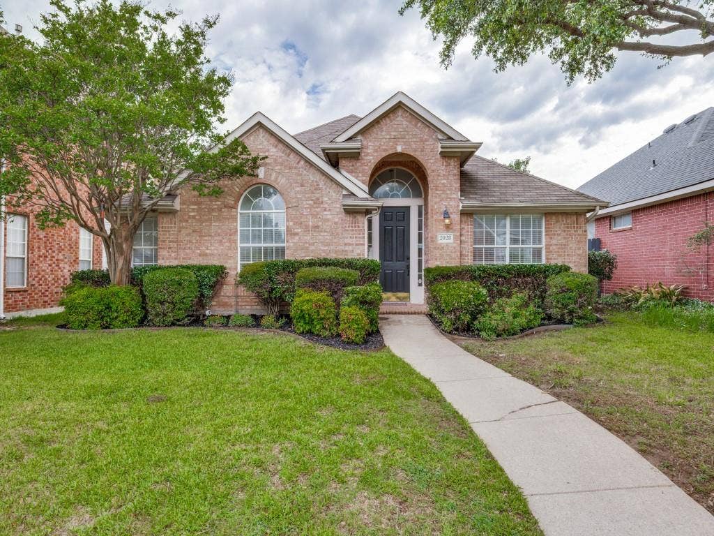 2028 Ravenhurst Drive, Allen, TX 75013 2028 Ravenhurst Drive, Allen, TX 75013