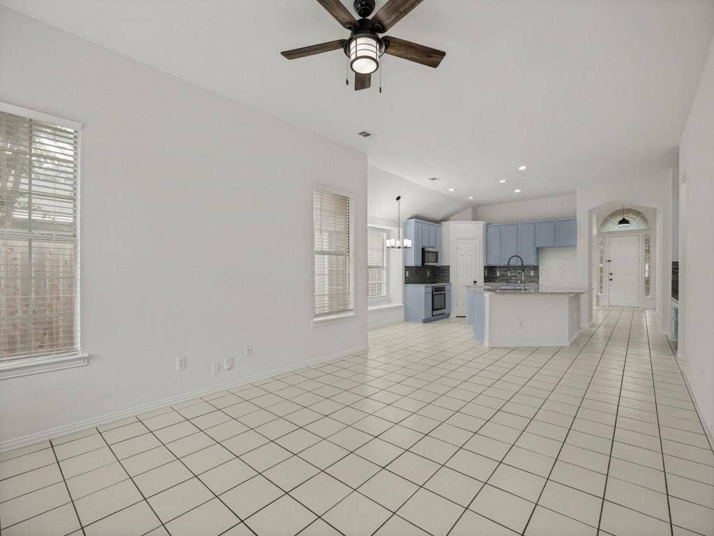 2028 Ravenhurst Drive, Allen, TX 75013 2028 Ravenhurst Drive, Allen, TX 75013