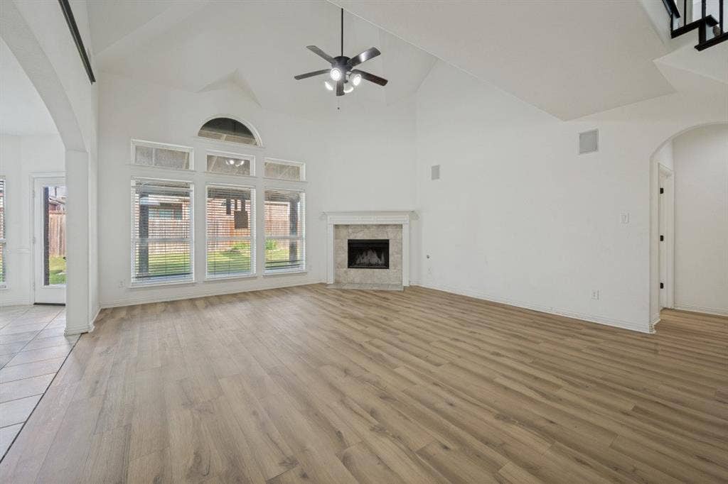 233 Chappellet Street, Kennedale, TX 76060 233 Chappellet Street, Kennedale, TX 76060