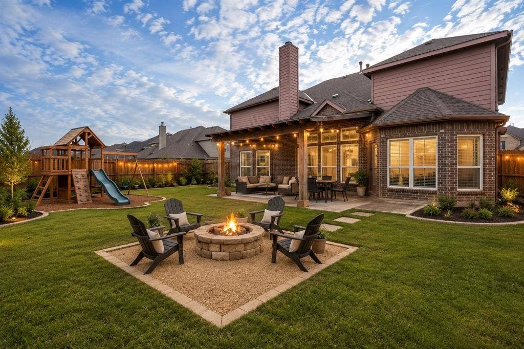 233 Chappellet Street, Kennedale, TX 76060 233 Chappellet Street, Kennedale, TX 76060