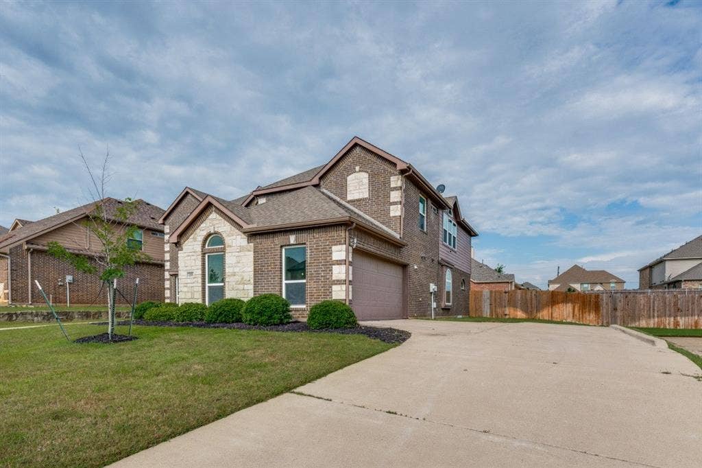 233 Chappellet Street, Kennedale, TX 76060 233 Chappellet Street, Kennedale, TX 76060