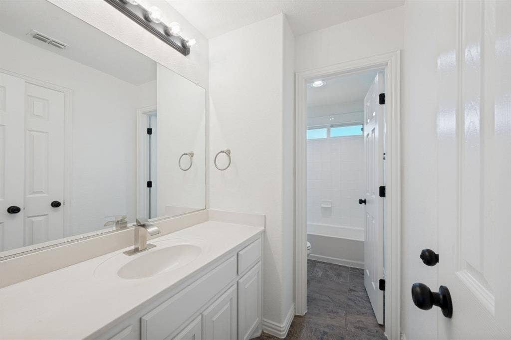 233 Chappellet Street, Kennedale, TX 76060 233 Chappellet Street, Kennedale, TX 76060