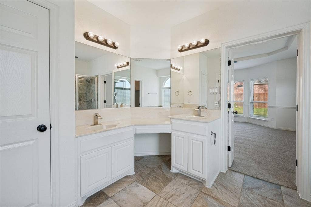 233 Chappellet Street, Kennedale, TX 76060 233 Chappellet Street, Kennedale, TX 76060