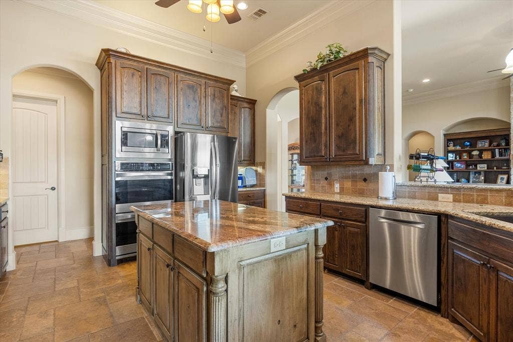 1513 Boca Bay Court, Granbury, TX 76048