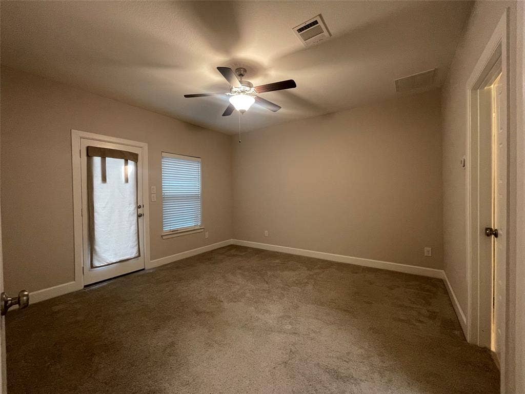 5823 Orion Place, Dallas, TX 75235 5823 Orion Place, Dallas, TX 75235