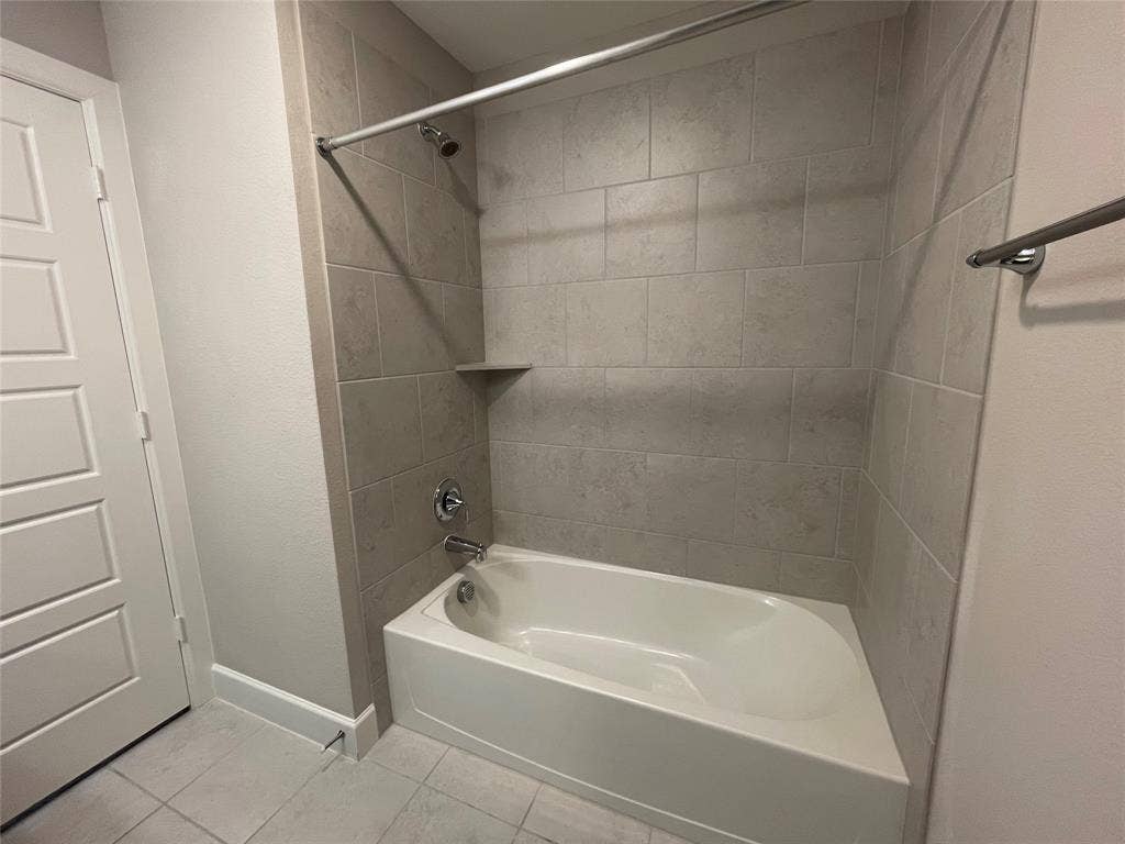 5823 Orion Place, Dallas, TX 75235 5823 Orion Place, Dallas, TX 75235