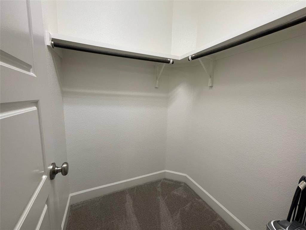 5823 Orion Place, Dallas, TX 75235 5823 Orion Place, Dallas, TX 75235