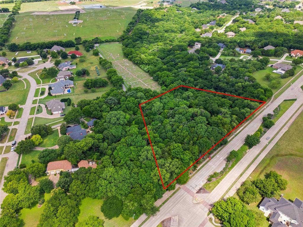 1557 Lake Ridge Parkway, Cedar Hill, TX 75104 1557 Lake Ridge Parkway, Cedar Hill, TX 75104