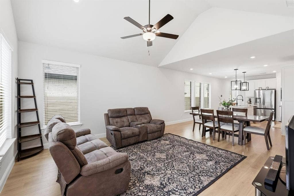 736 Rosemary Road, Argyle, TX 76226 736 Rosemary Road, Argyle, TX 76226
