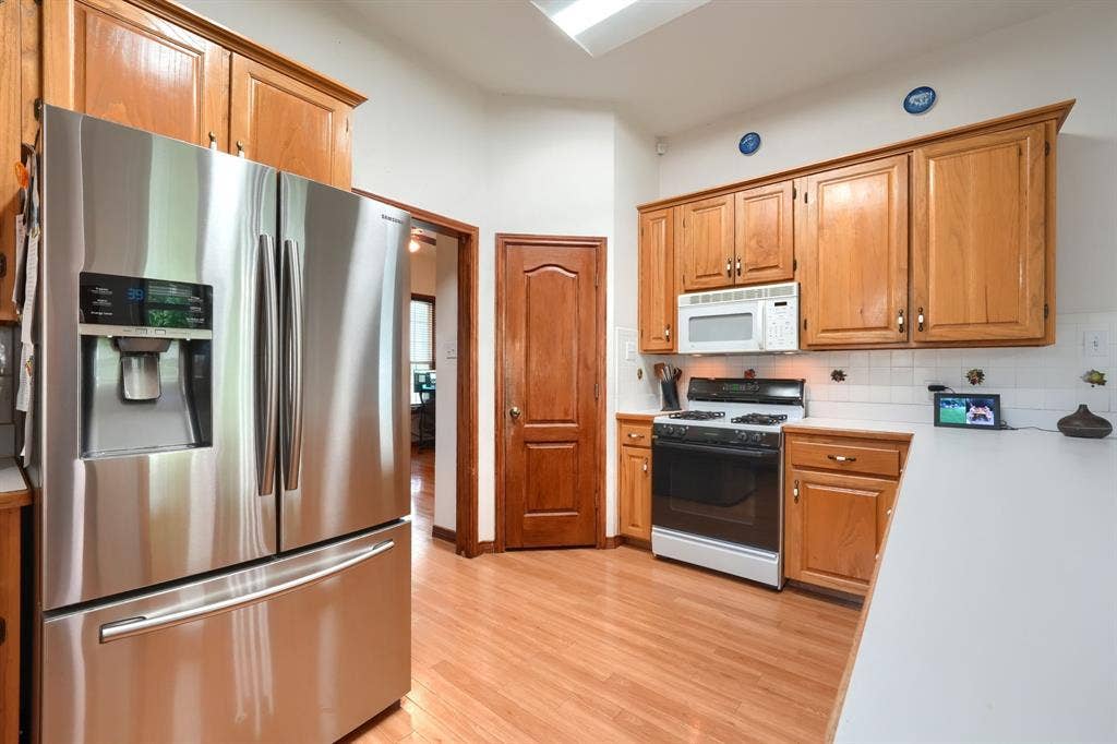 4502 Dexham Road, Rowlett, TX 75088 4502 Dexham Road, Rowlett, TX 75088