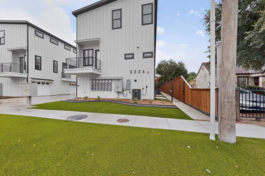 Property photo for 2226 Shea Road, #106, Dallas, TX