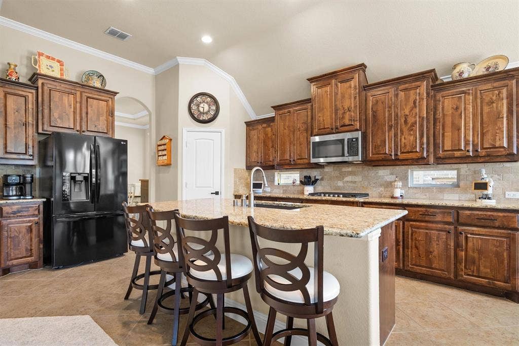 604 Satinwood Lane, Euless, TX 76039 604 Satinwood Lane, Euless, TX 76039