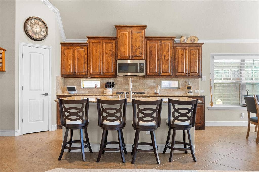 604 Satinwood Lane, Euless, TX 76039 604 Satinwood Lane, Euless, TX 76039