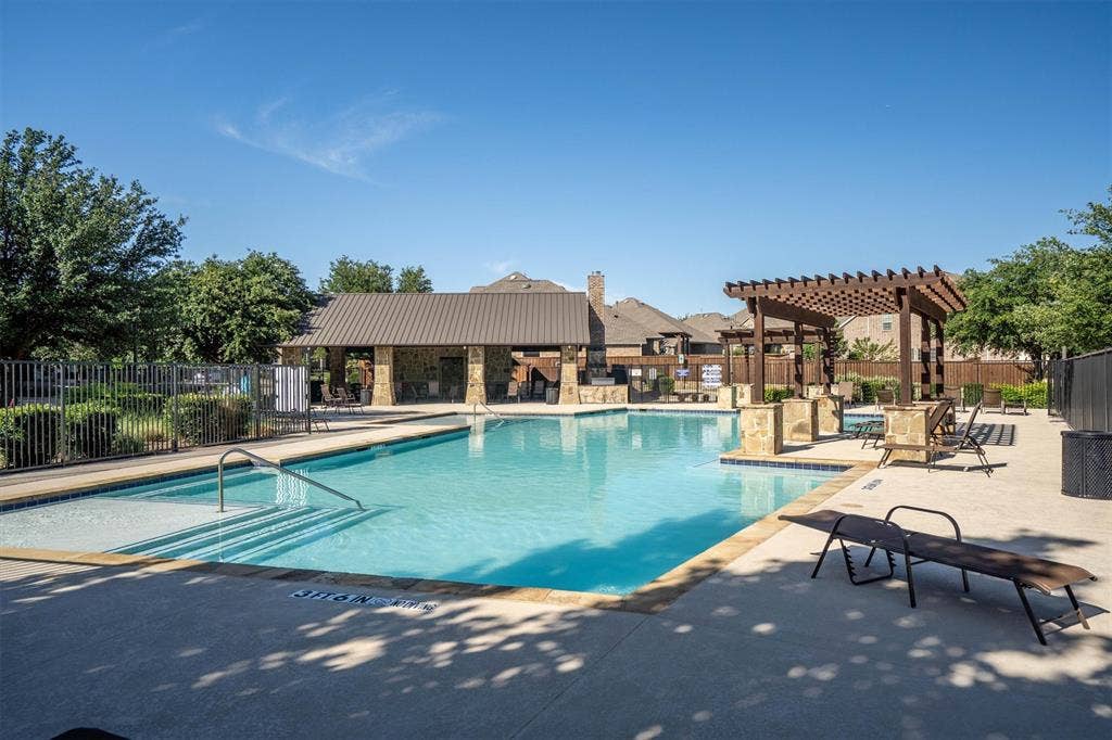 604 Satinwood Lane, Euless, TX 76039 604 Satinwood Lane, Euless, TX 76039
