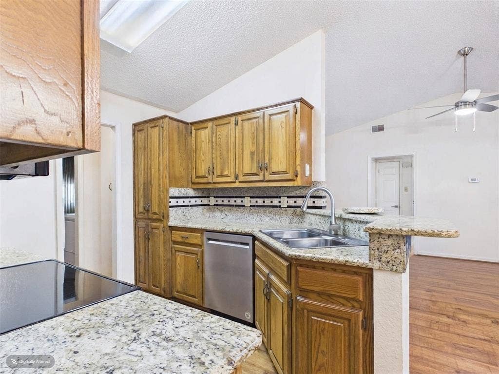 782 Southwood Drive, Athens, TX 75751 782 Southwood Drive, Athens, TX 75751