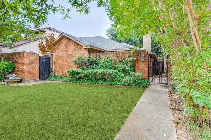 Property photo for 10316 Ridge Oak Street, Dallas, TX