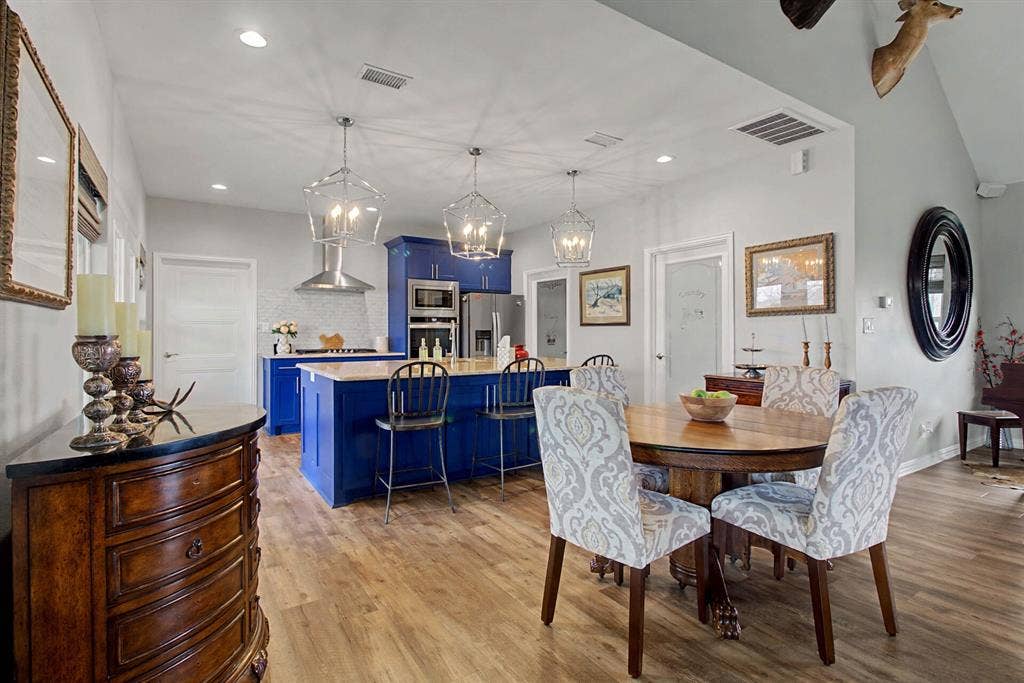 9748 County Road 1200, Athens, TX 75751 9748 County Road 1200, Athens, TX 75751