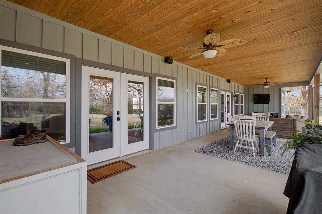 9748 County Road 1200, Athens, TX 75751 9748 County Road 1200, Athens, TX 75751
