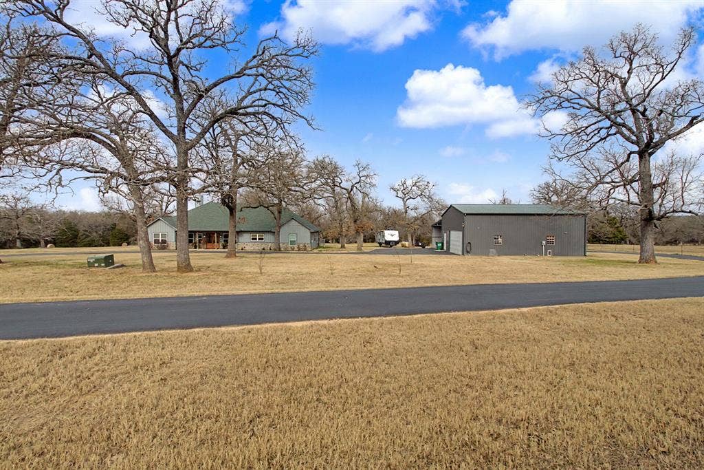 9748 County Road 1200, Athens, TX 75751 9748 County Road 1200, Athens, TX 75751