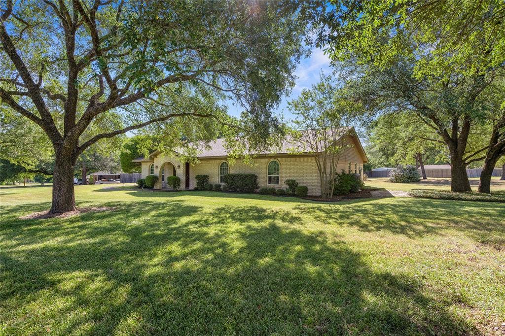 501 Brint Lane, Robinson, TX 76706 501 Brint Lane, Robinson, TX 76706