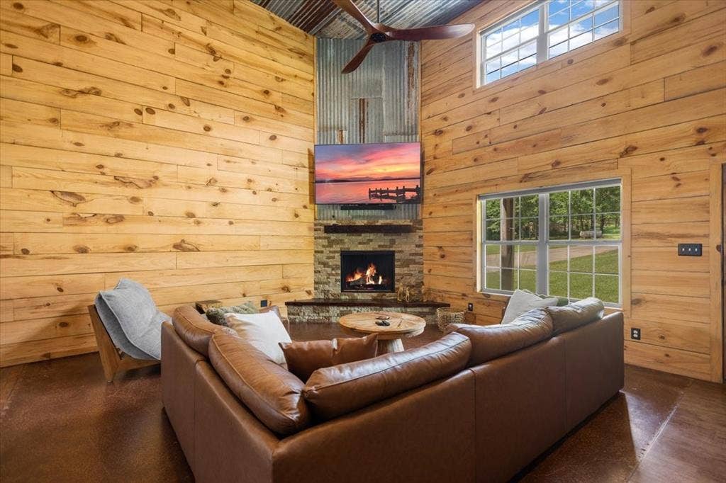 15434 County Road 434, Lindale, TX 75771 15434 County Road 434, Lindale, TX 75771