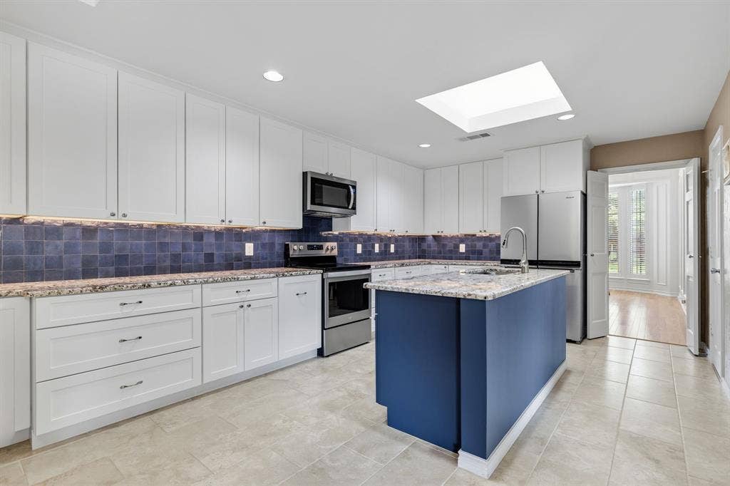 5812 Gallant Fox Lane, Plano, TX 75093 5812 Gallant Fox Lane, Plano, TX 75093