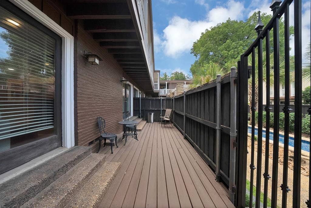 5904 Sandhurst Lane, #145, Dallas, TX 75206 Front Patio off of Living and Dining