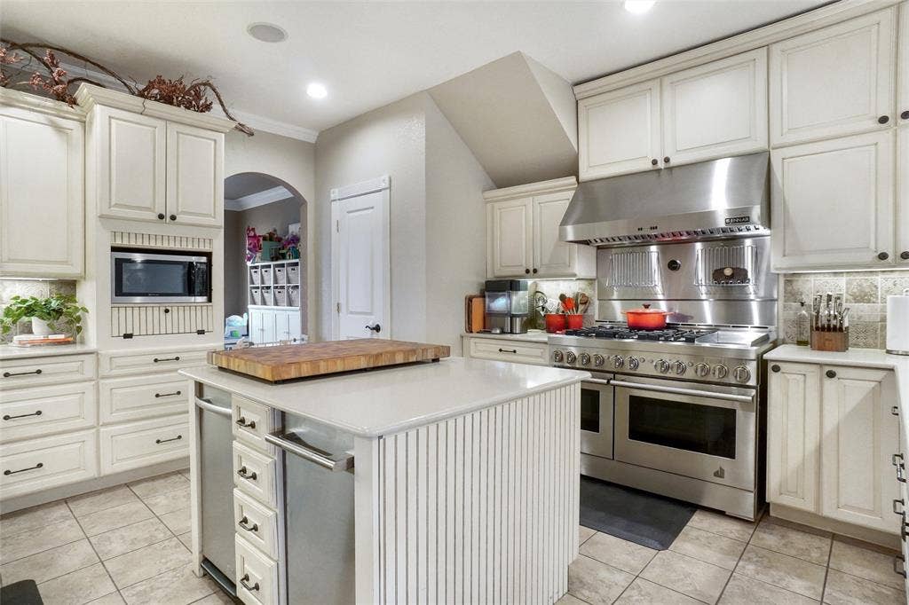 13340 John Day Road, Haslet, TX 76052 13340 John Day Road, Haslet, TX 76052