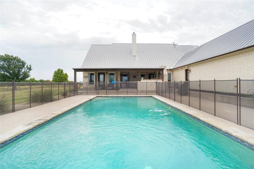 13340 John Day Road, Haslet, TX 76052 13340 John Day Road, Haslet, TX 76052