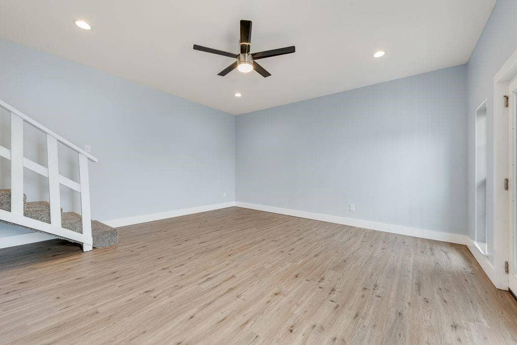 2nd living area back house