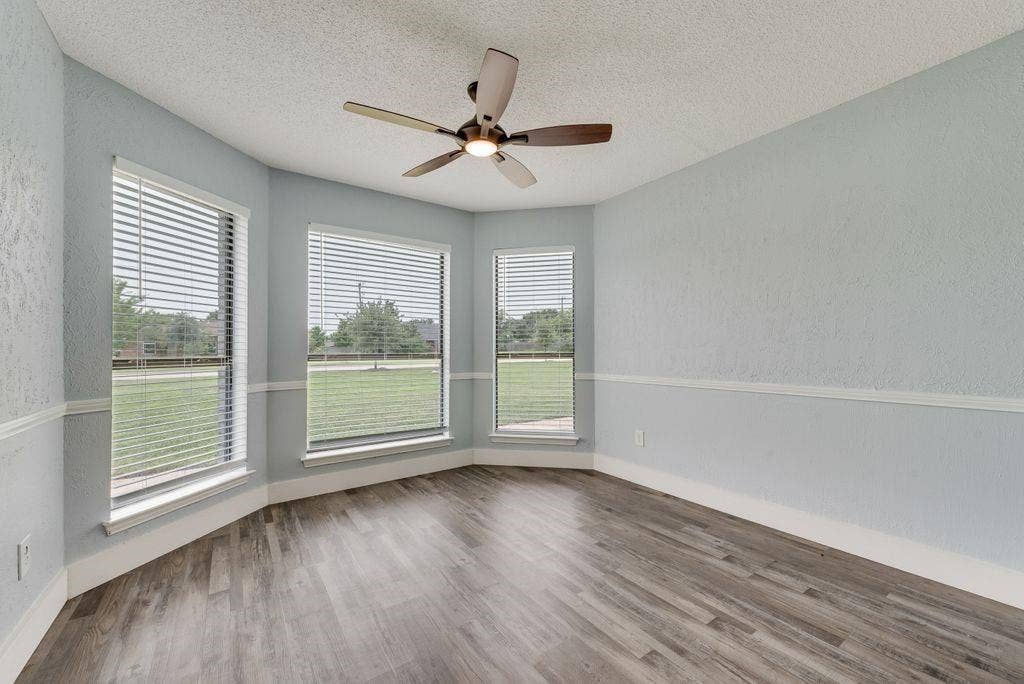 3517 Sachse Road, Sachse, TX 75048